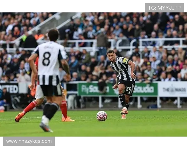 阿马德禁区凌空怒射绝平瞬间 张弓搭箭技惊四座荣膺英超最佳进球